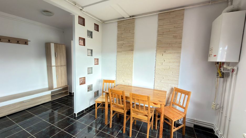 Apartament 2 camere Republicii Etaj III - Carei - Poză 13