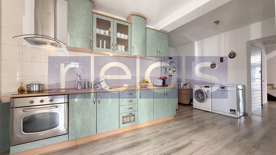 VÂNZARE VILĂ INDIVIDUALĂ | 6 CAMERE | ZONA COLENTINA - Poză 4