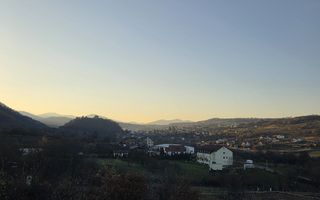 Casă modernă în Cisnădioara / Cisnădie – vedere către Cetatea Cisnădioara - Poză 9