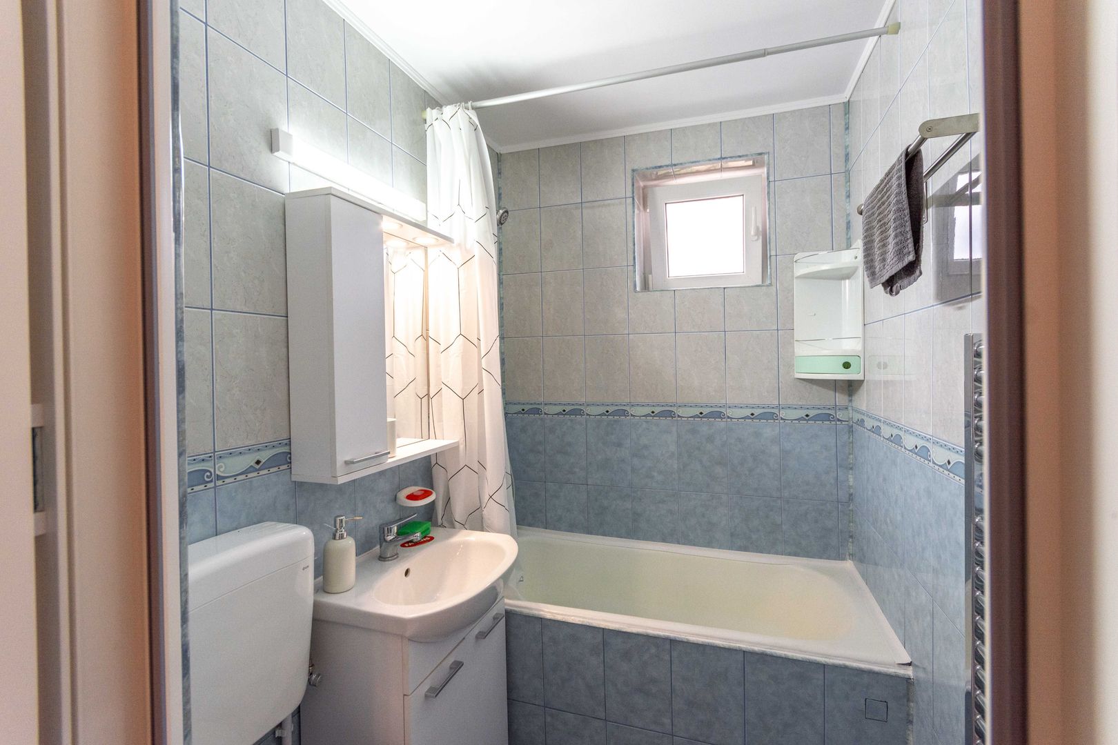 Piata Progresul Giurgiului, 2 cam, renovate, de inchiriat, comision 0% - Poză 9