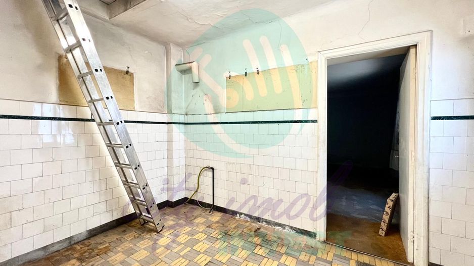 Casa in Cotroceni- Oportunitate Investitie-Curte - Poză 8