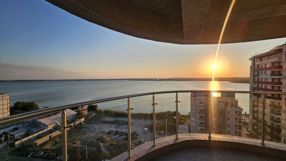 Apartament de vanzare 3 camere Casa Del Mar Mamaia/Constanta - Poză 1