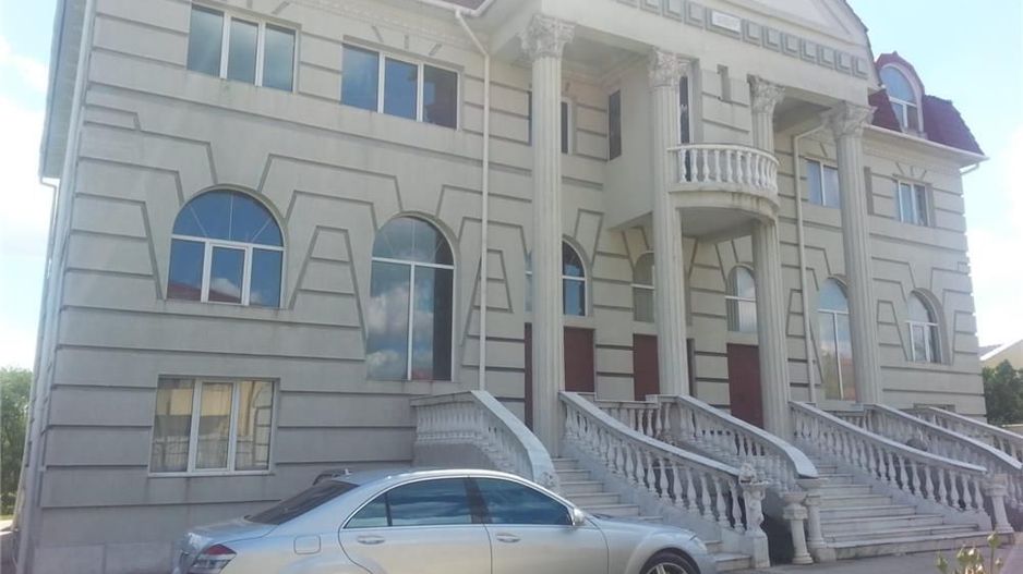 Vila impozanta Iancu Nicolae - Poză 2