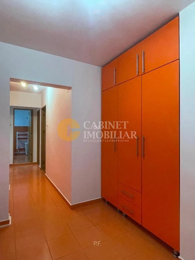 4 Camere Decomandat + Garaj -Nicolina 84Mp - Poză 8