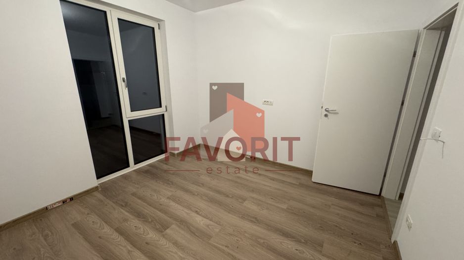 Langa mijloc de transport. 1 loc de parcare in CF. TVA 21% inclus. - Poză 12