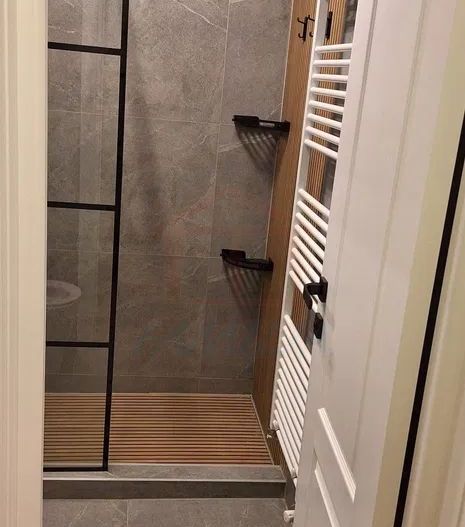 Vanzare apartament  renovat complet, zona Parfumul Teilor, etaj 1. - Poză 9