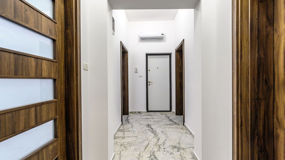 Apartament la casă cu destinații multiple Ultracentral - Poză 3
